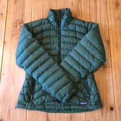 patagonia ダウンジャケット XSのサムネイル