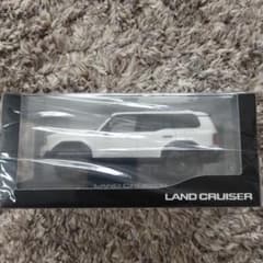 ランドクルーザー 250 1/30 ダイキャスト プラチナホワイトパール