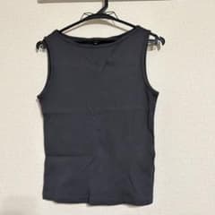 UNIQLO ボートネック　リブタンクトップ ダークグレー Lのサムネイル