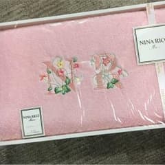 ニナリッチ バスタオルのサムネイル
