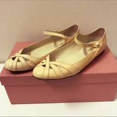 miumiuエナメルシューズのサムネイル