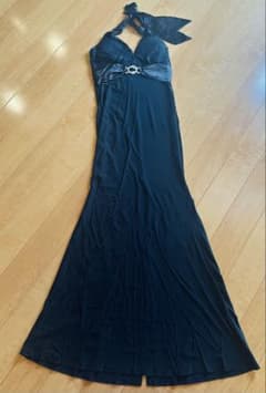 Dress ZIZI ホルターネック ロングドレス ブラック　（サイズM）のサムネイル