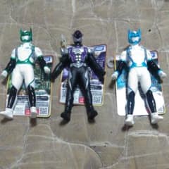 ドゲンジャーズソフビヒーローシリーズ三体セットのサムネイル