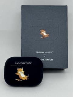 MAISON KITSUNÉ AirPods Pro case 第1、2世代対応