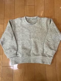 無印良品　グレー トレーナー サイズ130のサムネイル