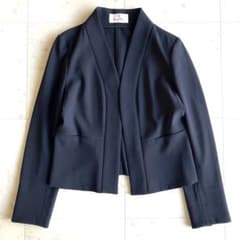 美品♡ ケイミー kayme ノーカラージャケット ネイビー サイズ9 ビジネス Kayme】ケイミー ノーカラージャケット ネイビー 9号 スーツ対応