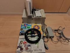 Wii 本体 ホワイト すぐ遊べるまとめ売りセットのサムネイル