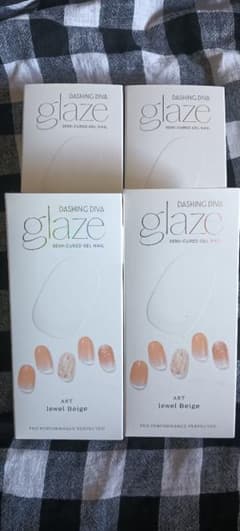 DASHING DIVA (ダッシングディバ) JewelBeige　４セットのサムネイル