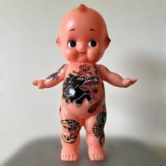 刺青キューピー　ソフビ　アメリカン雑貨のサムネイル