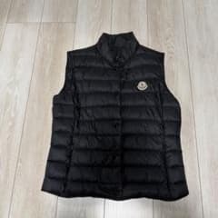 MONCLER モンクレール ダウンベスト シャイニー LIANE 2 MONCLER モンクレール ダウンベスト シャイニー LIANE 2 - メルカリ