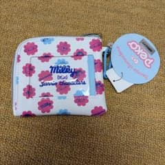 しまむら　ぺこちゃん　サンリオキャラクターズ　パスコインケースのサムネイル