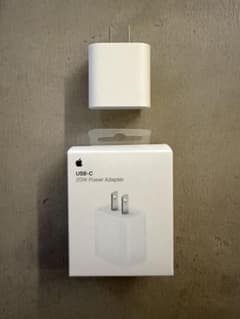 Apple USB-C 20W Power Adapter MHJA3AM/Aのサムネイル