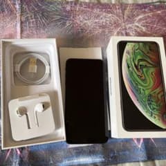 【美品】iPhone XsMax / 256GB / SIMフリーのサムネイル