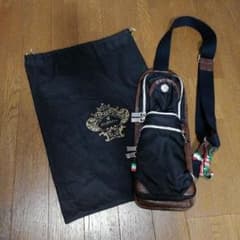 新品　オロビアンコ　ボディーバッグのサムネイル