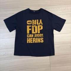 SHEINのネイビーTシャツのサムネイル