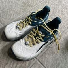 ALTRA OLYMPUS 5 27.5センチ 試着のみのサムネイル