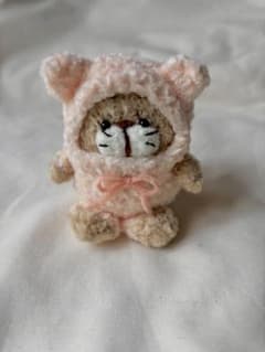 猫耳着ぐるみ風ぬいぐるみ　編みぐるみ　ピンクのサムネイル