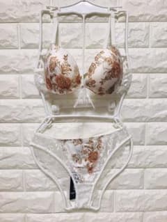 ♡ブラジャー＆Tバックショーツ♡ B75のサムネイル