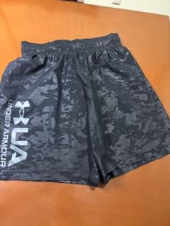 UNDER ARMOUR ショートパンツ 3枚セットのサムネイル
