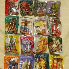 ガンダム ベアブリック　32種のサムネイル