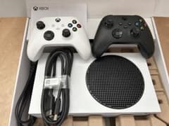 【中古品】Xbox Series S 本体＋コントローラー2個のサムネイル