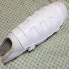 硬式野球用フットガード1,000円‼️のサムネイル