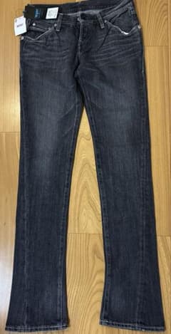 J*r様 Levi's LADY STYLE ブーツカットデニム ブラックのサムネイル