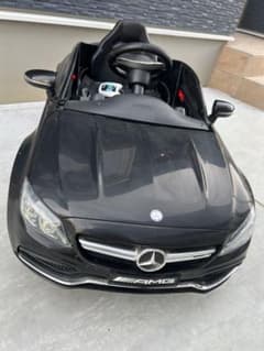 Mercedes-Benz AMG 電動乗用車 ブラックのサムネイル