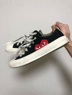 commedesgarcons play 日本限定モデル 値下げ中［即決希望］のサムネイル