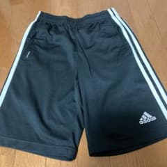 adidas ハーフパンツのサムネイル