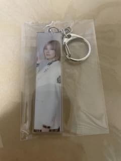 n*m様 藤吉夏鈴 ローソン アクリルキーホルダー 櫻坂46 - メルカリ