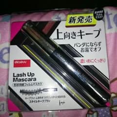 デジャヴュ ラッシュアップ マスカラのサムネイル