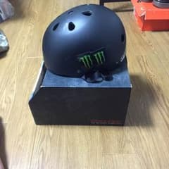 pro-tec ヘルメット L ステッカー付き！のサムネイル