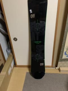 スノボ　板のみ　12－’13 011 フラットスピンリミテッド(カバー付)のサムネイル