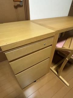 カリモク ボナシェルタ学習机◇木製ワゴンのみ◇机とセット② - メルカリ