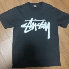 最終値下げ！Stussy ブラック Tシャツ Mのサムネイル