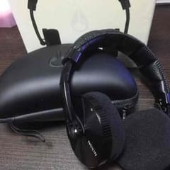 YDK様専用 値下げ NIXON ヘッドホンのサムネイル