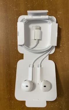 iPhone 純正イヤホン アップルのサムネイル