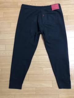 リーバイスENGINEERED JEANS テーパー ニット ジョガーのサムネイル