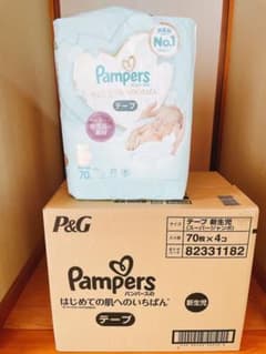 Pampers 新生児用テープオムツのサムネイル