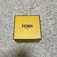 FENDI 箱 アクセサリーのサムネイル
