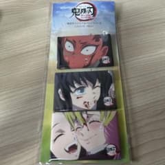 R*。様 鬼滅の刃 缶バッジセットB - メルカリ
