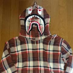 Pony様専用 A BATHING APE ラブジェネチェックシャークパーカーのサムネイル