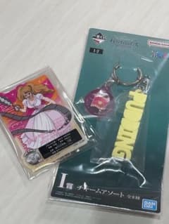 ワンピース一番くじ H賞I賞 ACLLECT シャーロット・プリンのサムネイル