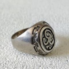 ユーロヴィンテージ silver925 "OM" sum ringのサムネイル