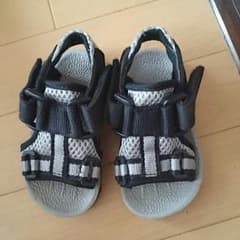 子供 サンダル 美品 14～15cmのサムネイル