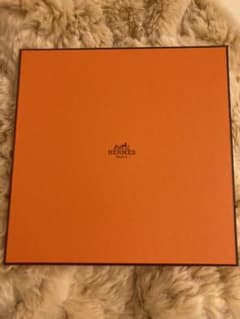 HERMES エルメス スカーフ 空箱のサムネイル