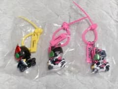 仮面ライダー カラフルマルチチャーム ディケイド オーズ 3個セットのサムネイル