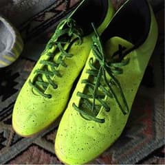 フットサルシューズのサムネイル