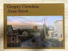 Gregory Crewdson alone street aperture - メルカリ